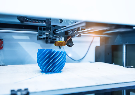 Guide to 3D Printing: Custom Solutions, Advantages & Applications